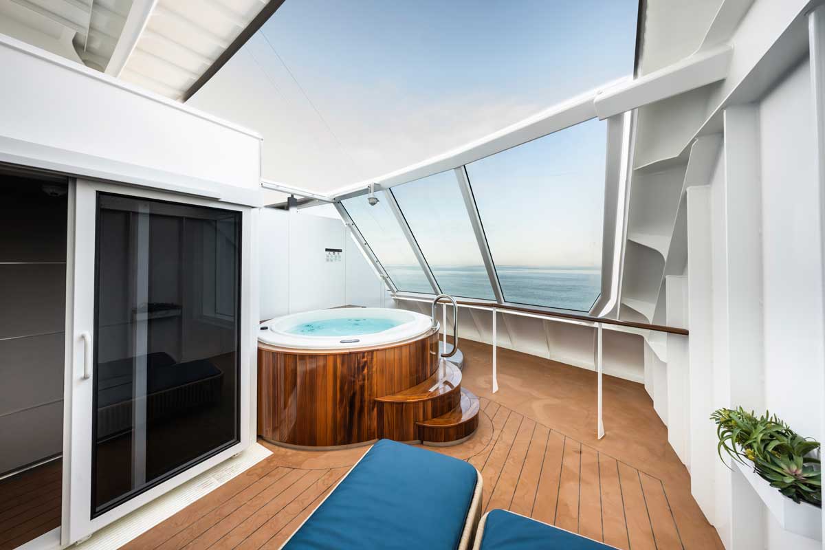 MSC Euribia apartament Yacht Club Duplex z whirlpool